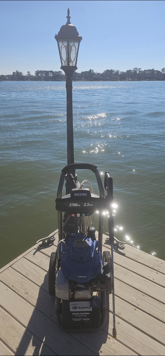 Pressure washer on the truck - ready for action